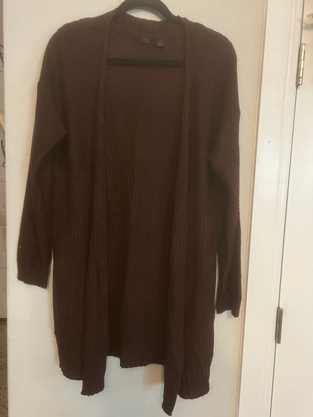 RDI Open-Front Brown Knit Maroon Cardigan